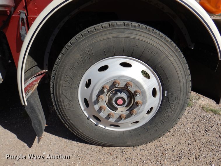 image for item DI5742 1995 Peterbilt 379  semi truck