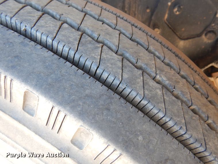 image for item DI5742 1995 Peterbilt 379  semi truck