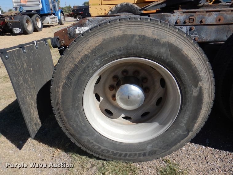 image for item DI5742 1995 Peterbilt 379  semi truck