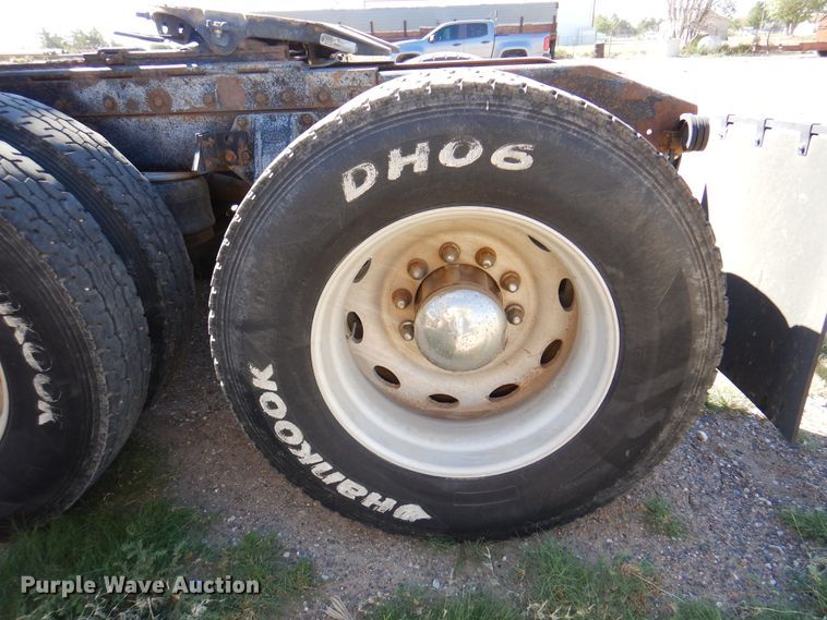 image for item DI5742 1995 Peterbilt 379  semi truck