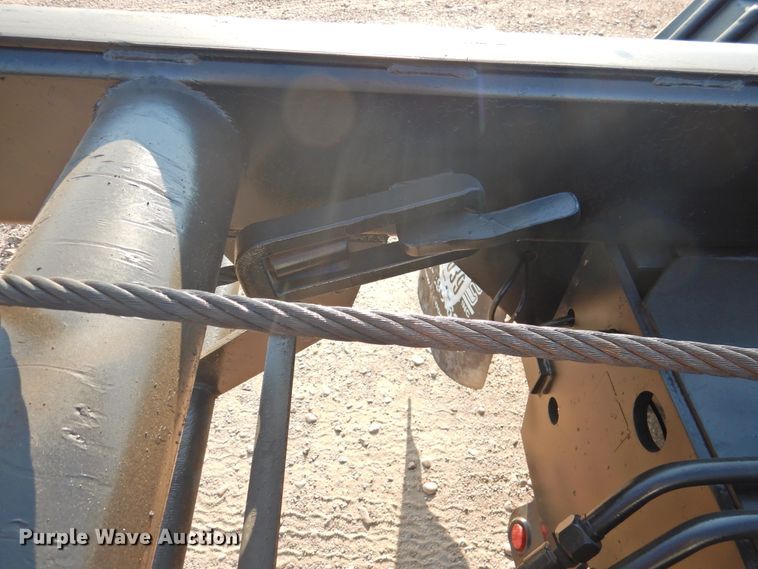 image for item DK2464 2013 Mack GU813  roll-off container truck