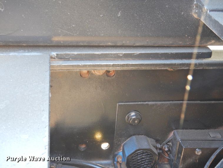 image for item DK2464 2013 Mack GU813  roll-off container truck