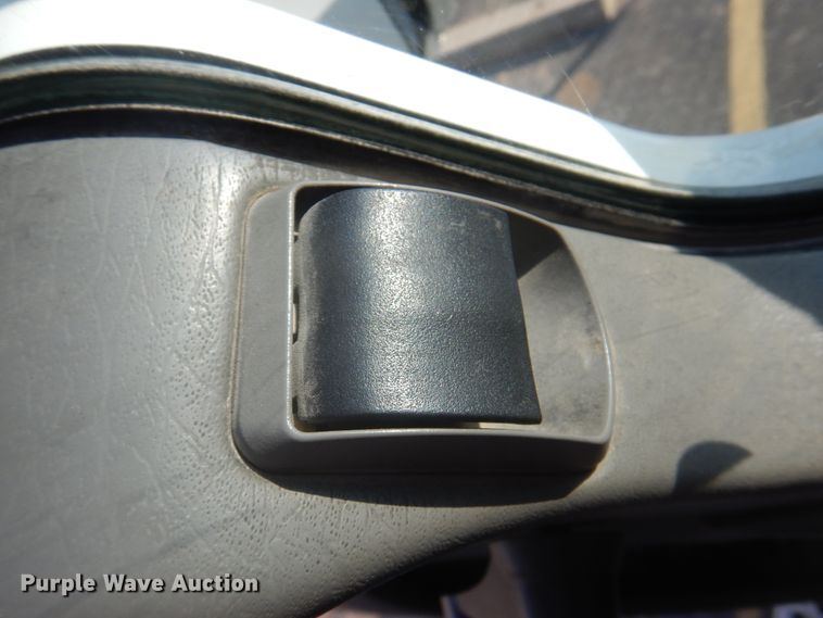 image for item DK8225 2007 Kenworth T600  semi truck