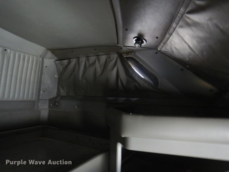 image for item DK8225 2007 Kenworth T600  semi truck