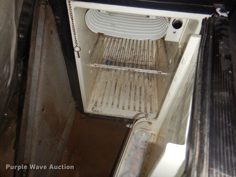 image for item DK8225 2007 Kenworth T600  semi truck