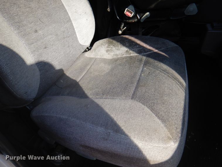 image for item DK8225 2007 Kenworth T600  semi truck