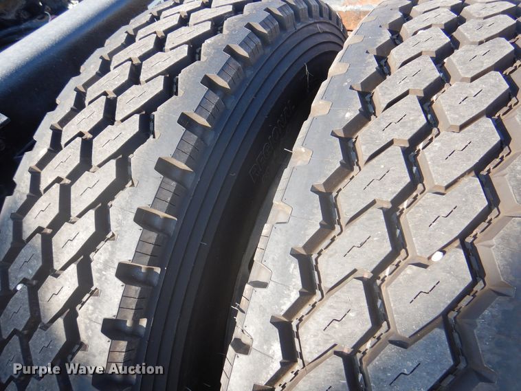 image for item DK8225 2007 Kenworth T600  semi truck