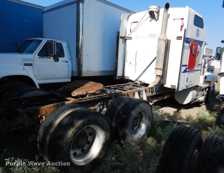 image for item DK8230 2007 Kenworth T600  semi truck