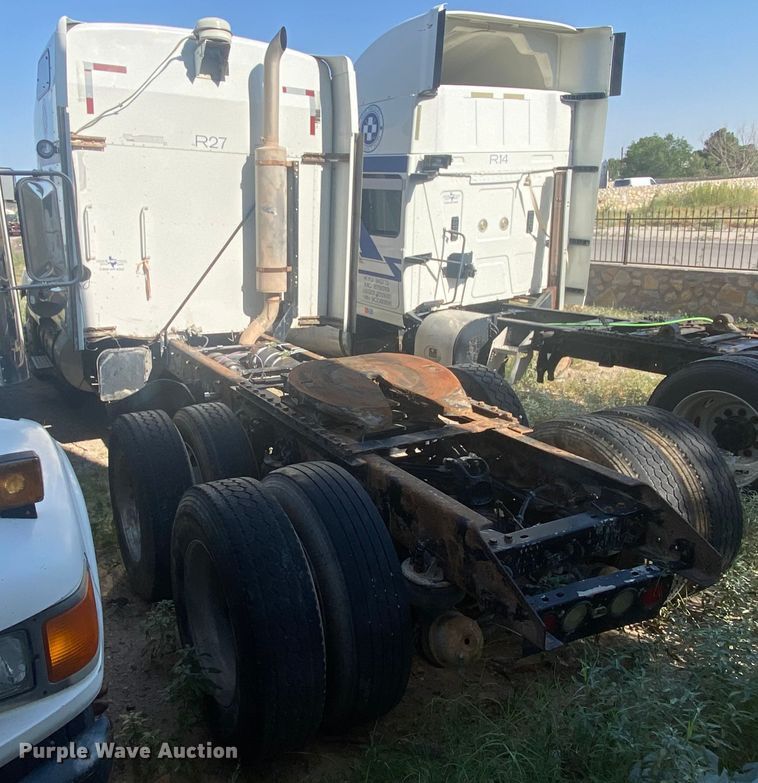 image for item DK8230 2007 Kenworth T600  semi truck