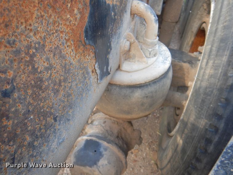 image for item DK8230 2007 Kenworth T600  semi truck