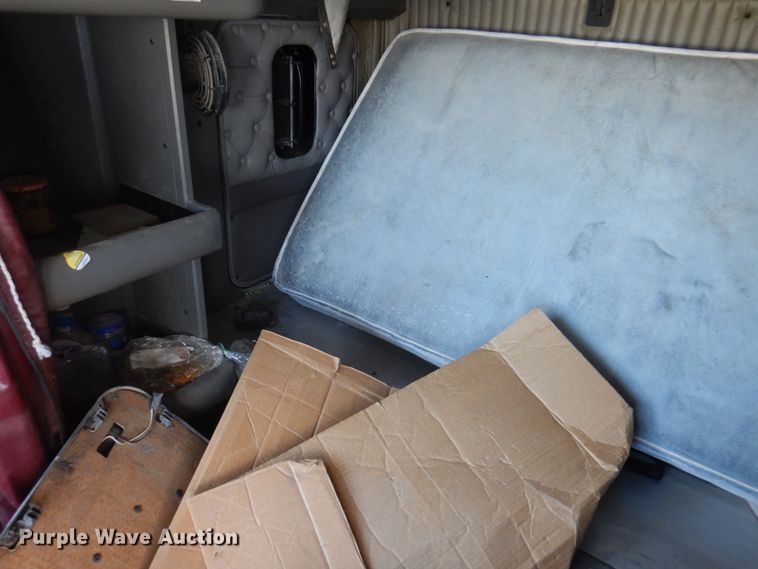 image for item DK8230 2007 Kenworth T600  semi truck