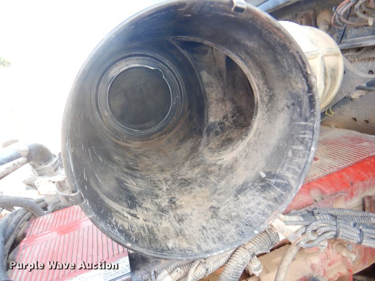 image for item DK8230 2007 Kenworth T600  semi truck