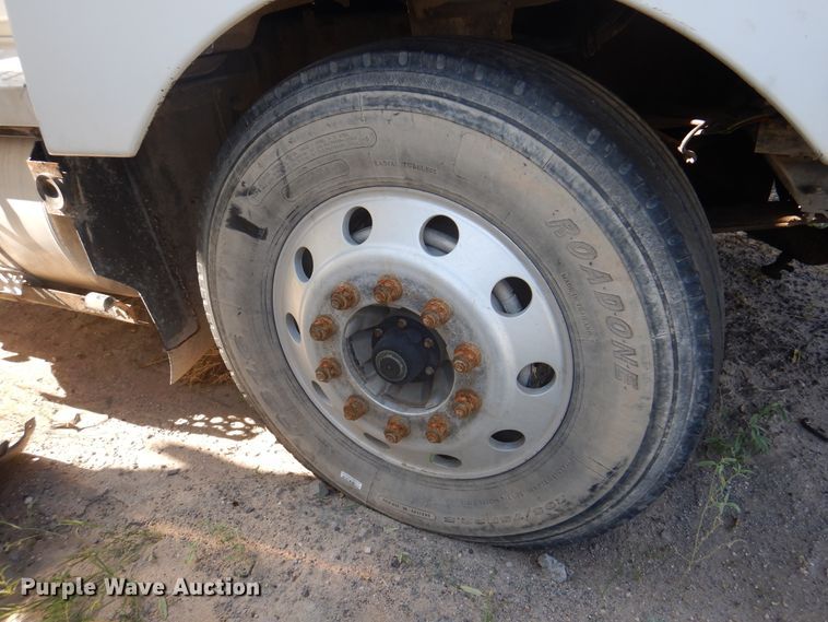 image for item DK8230 2007 Kenworth T600  semi truck