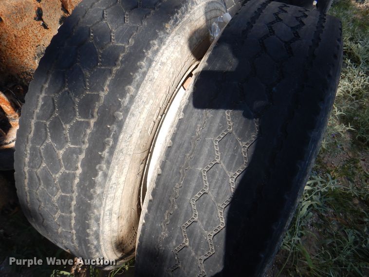 image for item DK8230 2007 Kenworth T600  semi truck