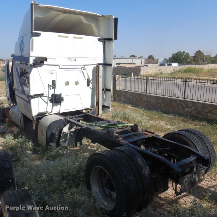 image for item DK8231 2009 International ProStar Premium  semi truck