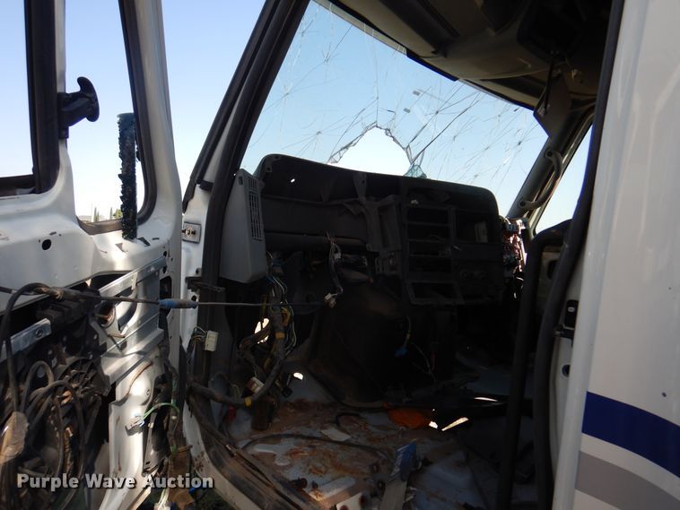 image for item DK8231 2009 International ProStar Premium  semi truck