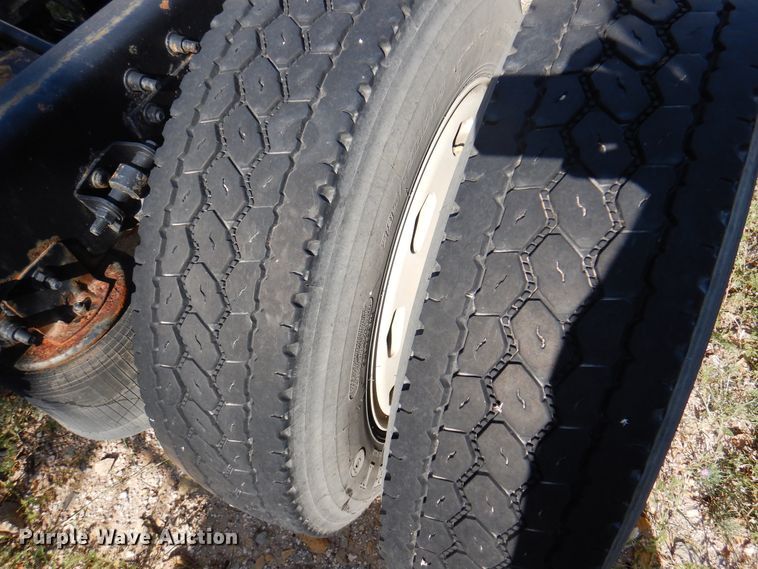 image for item DK8231 2009 International ProStar Premium  semi truck