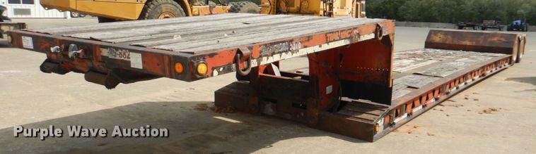 image for item DL0140 1995 Trail King TK70MG-482  lowboy equipment trailer