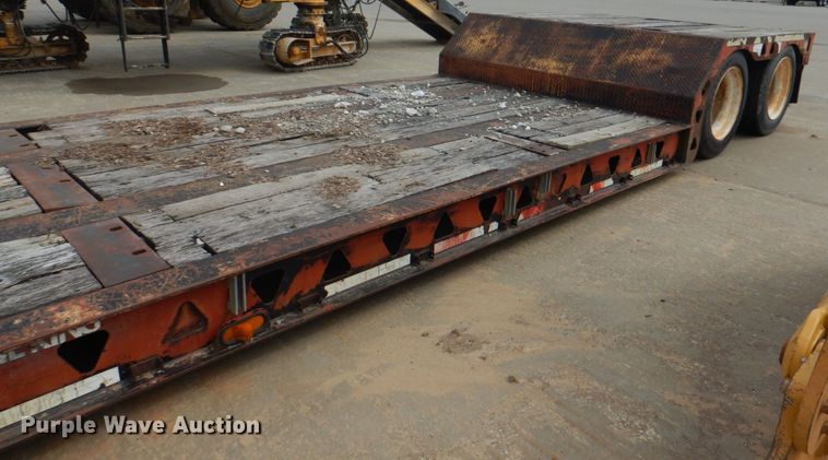 image for item DL0140 1995 Trail King TK70MG-482  lowboy equipment trailer