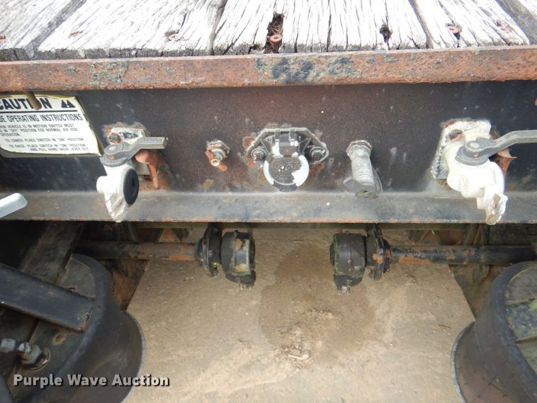 image for item DL0140 1995 Trail King TK70MG-482  lowboy equipment trailer