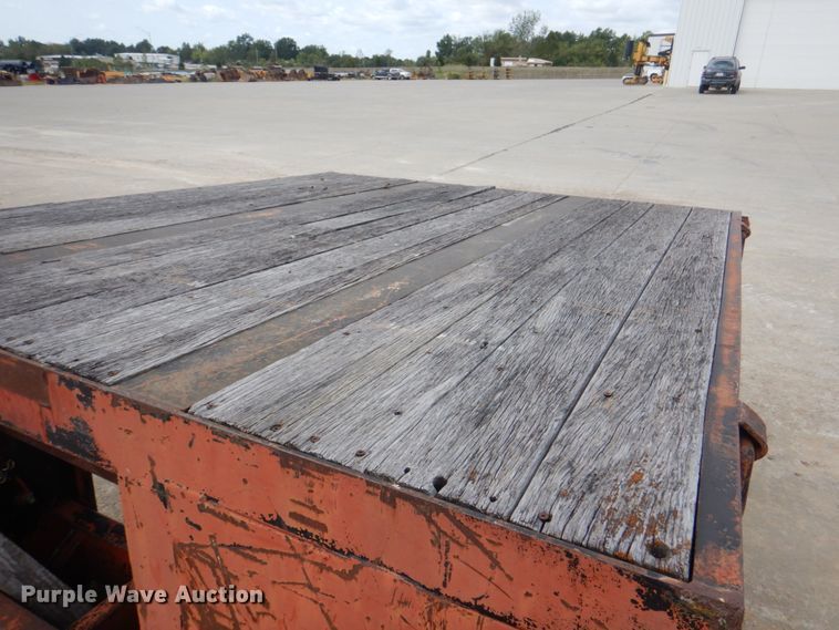 image for item DL0140 1995 Trail King TK70MG-482  lowboy equipment trailer