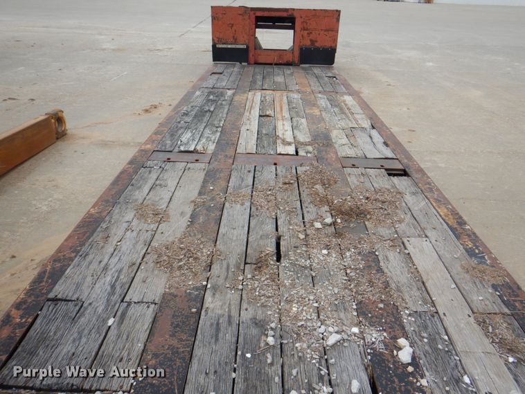 image for item DL0140 1995 Trail King TK70MG-482  lowboy equipment trailer