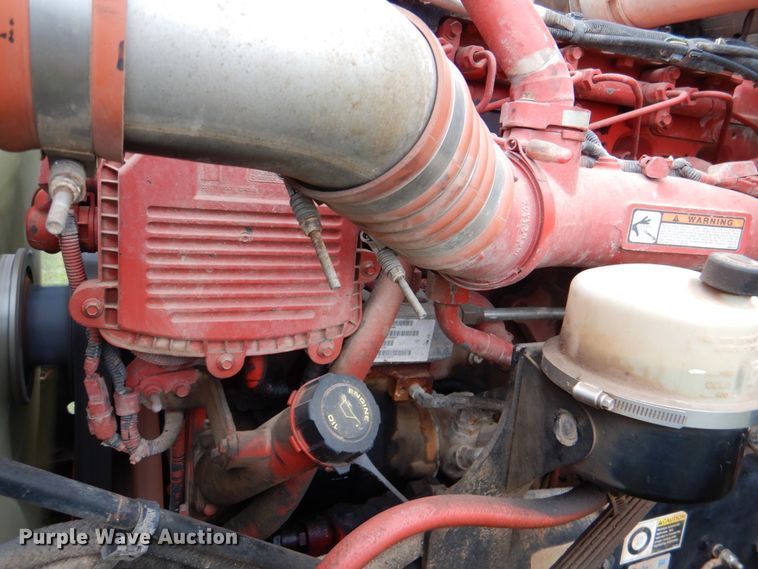 image for item DL0548 2013 Kenworth T800  semi truck