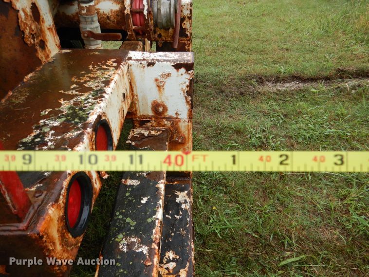 image for item DL0549 2007 Menard  vacuum trailer