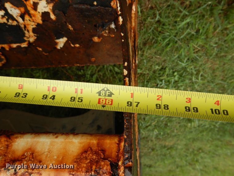 image for item DL0549 2007 Menard  vacuum trailer