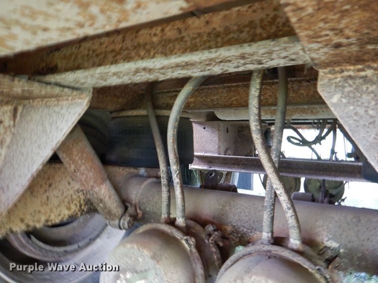 image for item DL0549 2007 Menard  vacuum trailer