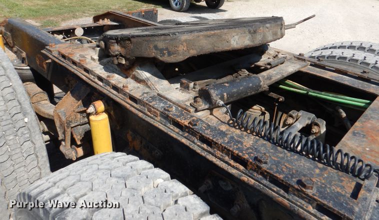 image for item DL3113 1998 Ford Aeromax  semi truck