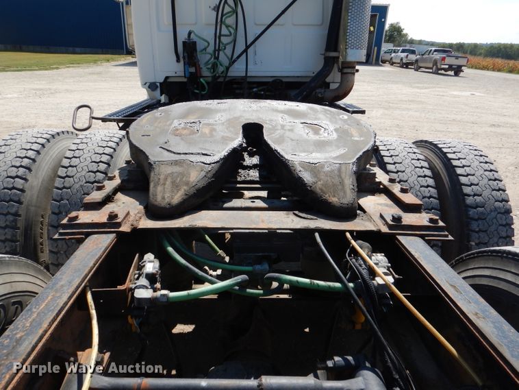 image for item DL3113 1998 Ford Aeromax  semi truck