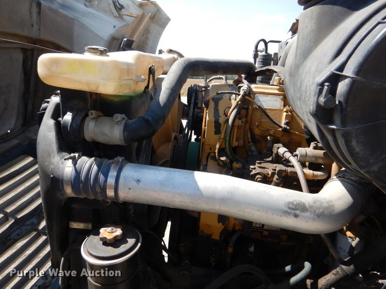 image for item DL3113 1998 Ford Aeromax  semi truck