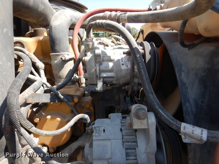 image for item DL3113 1998 Ford Aeromax  semi truck