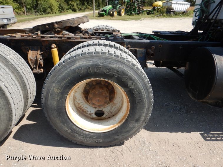 image for item DL3113 1998 Ford Aeromax  semi truck