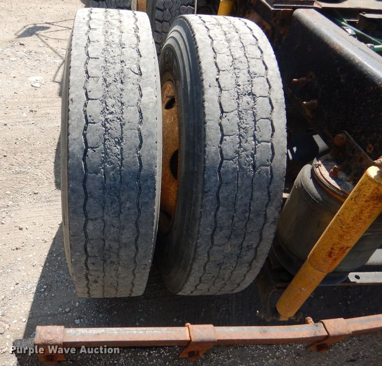 image for item DL3113 1998 Ford Aeromax  semi truck