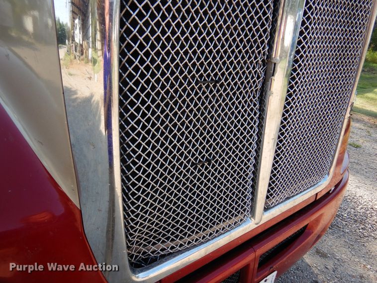 image for item DM5078 2014 Kenworth T660  semi truck