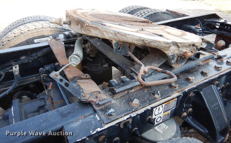 image for item DM5078 2014 Kenworth T660  semi truck