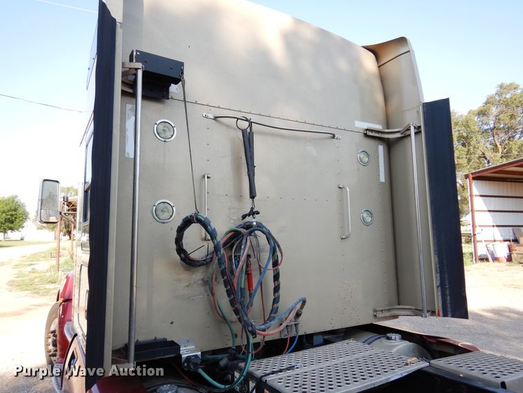 image for item DM5078 2014 Kenworth T660  semi truck