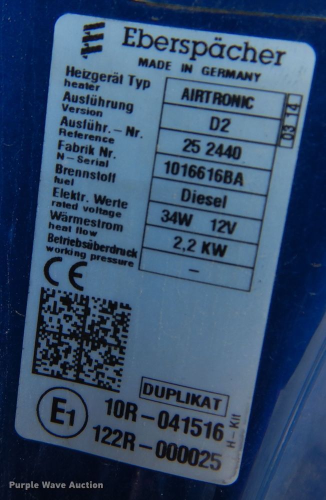 image for item DM5079 2015 Peterbilt 579  semi truck