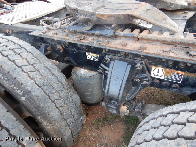 image for item DM5080 2012 Kenworth T660  semi truck