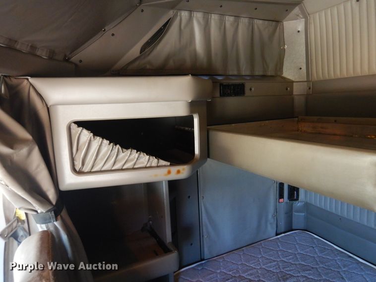 image for item DM5080 2012 Kenworth T660  semi truck