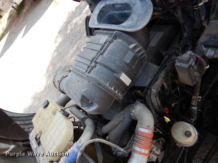 image for item DM5080 2012 Kenworth T660  semi truck