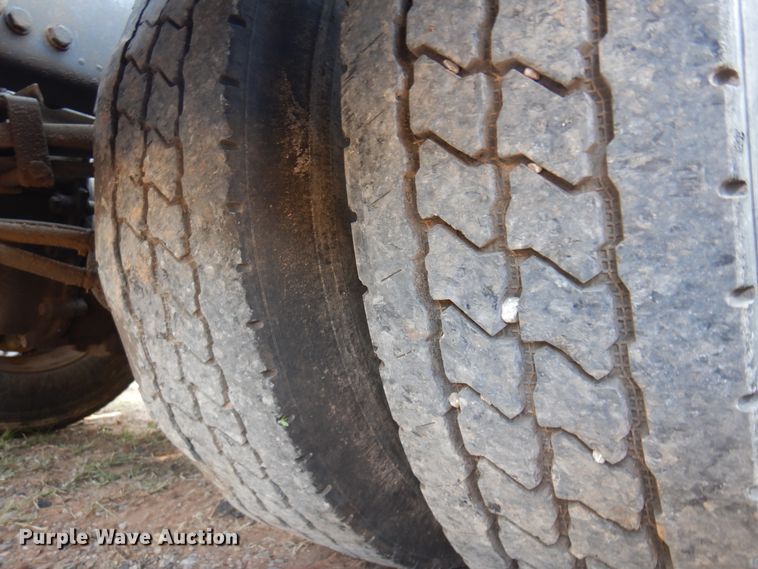 image for item DM5080 2012 Kenworth T660  semi truck