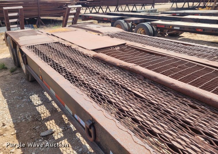 image for item FC9041 1966 Hyster  equipment trailer