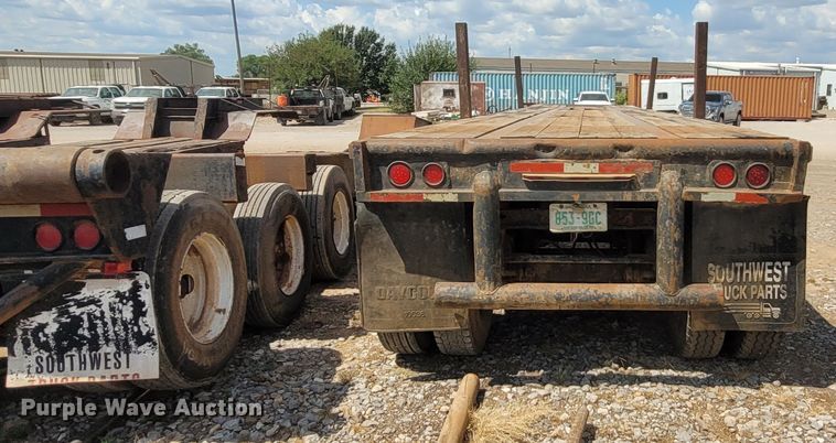image for item FC9047 1977 Hobbs  flatbed trailer
