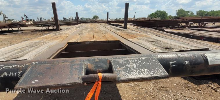 image for item FC9047 1977 Hobbs  flatbed trailer