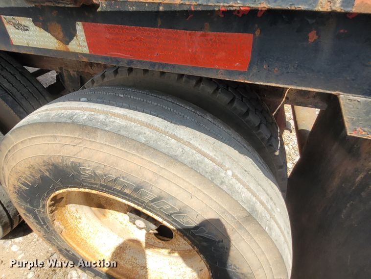 image for item FC9047 1977 Hobbs  flatbed trailer