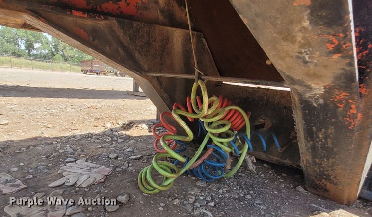 image for item FC9048 1982 Hobbs  oilfield trailer