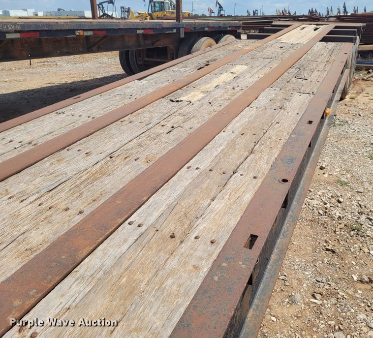 image for item FC9048 1982 Hobbs  oilfield trailer